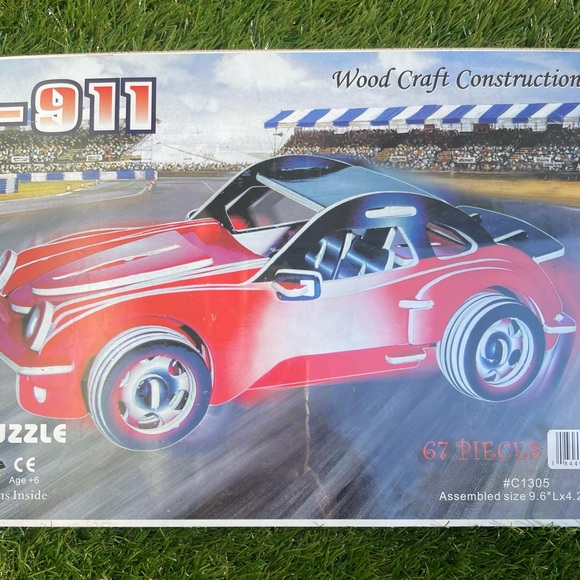 Porsche 911 | Wood Craft Construction Kit | 3D Puzzle | 67 Pieces - Picture 5 of 6